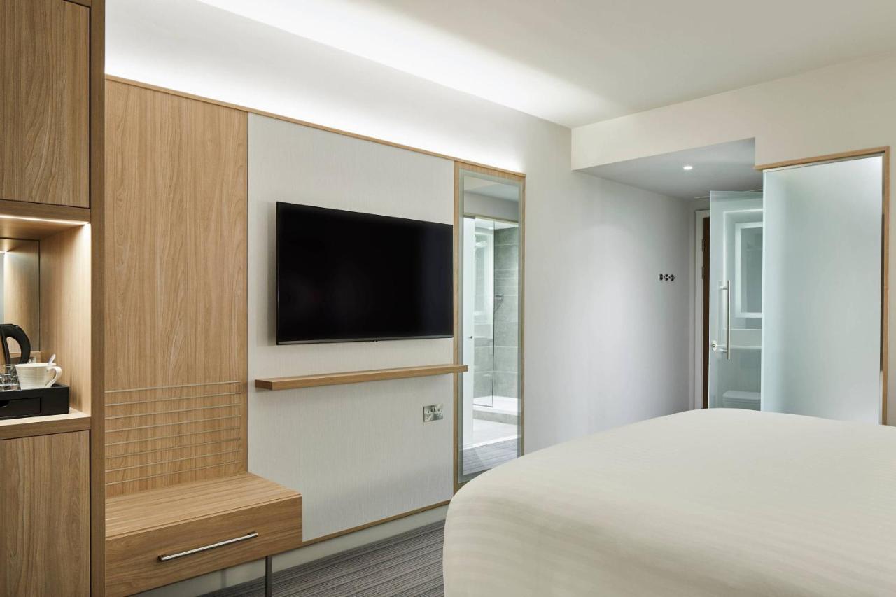 Отель Courtyard By Marriott Stoke On Trent Staffordshire Экстерьер фото